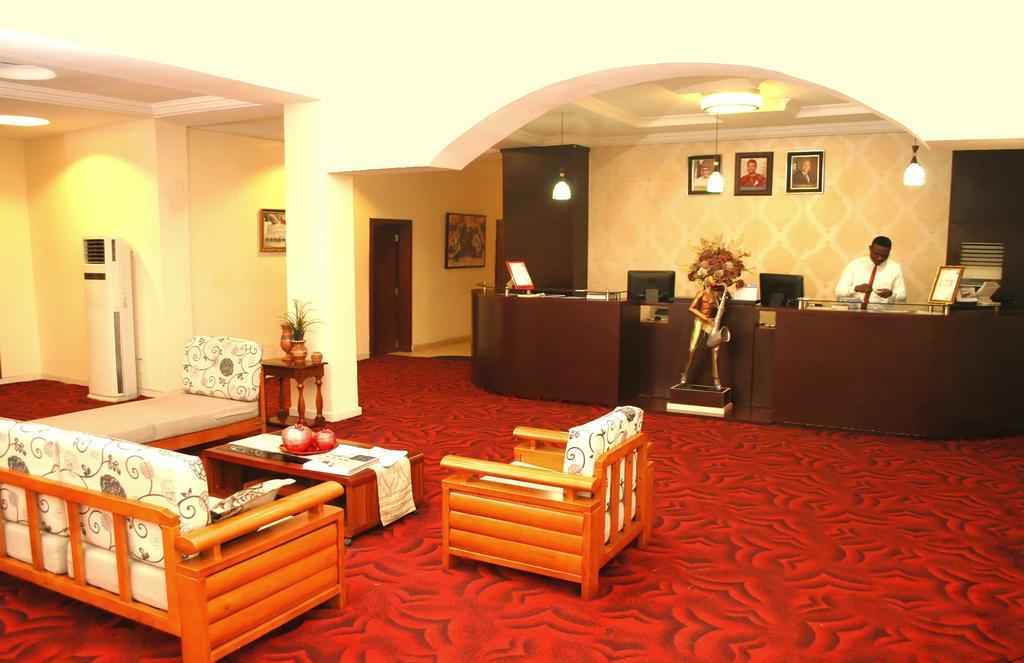 Sweet Spirit Hotel And Suites Danag - Порт-Харкорт Экстерьер фото